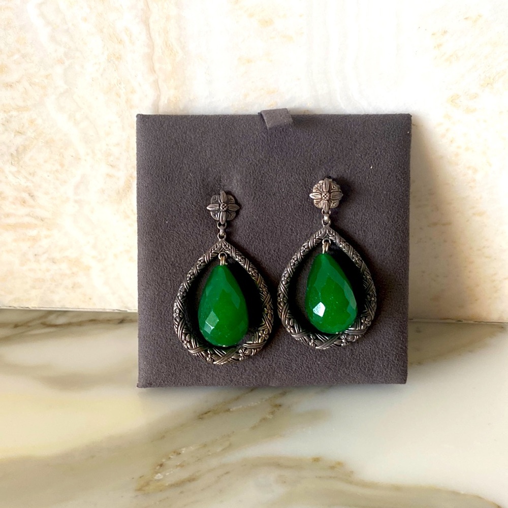 Silver green onyx statements earrings